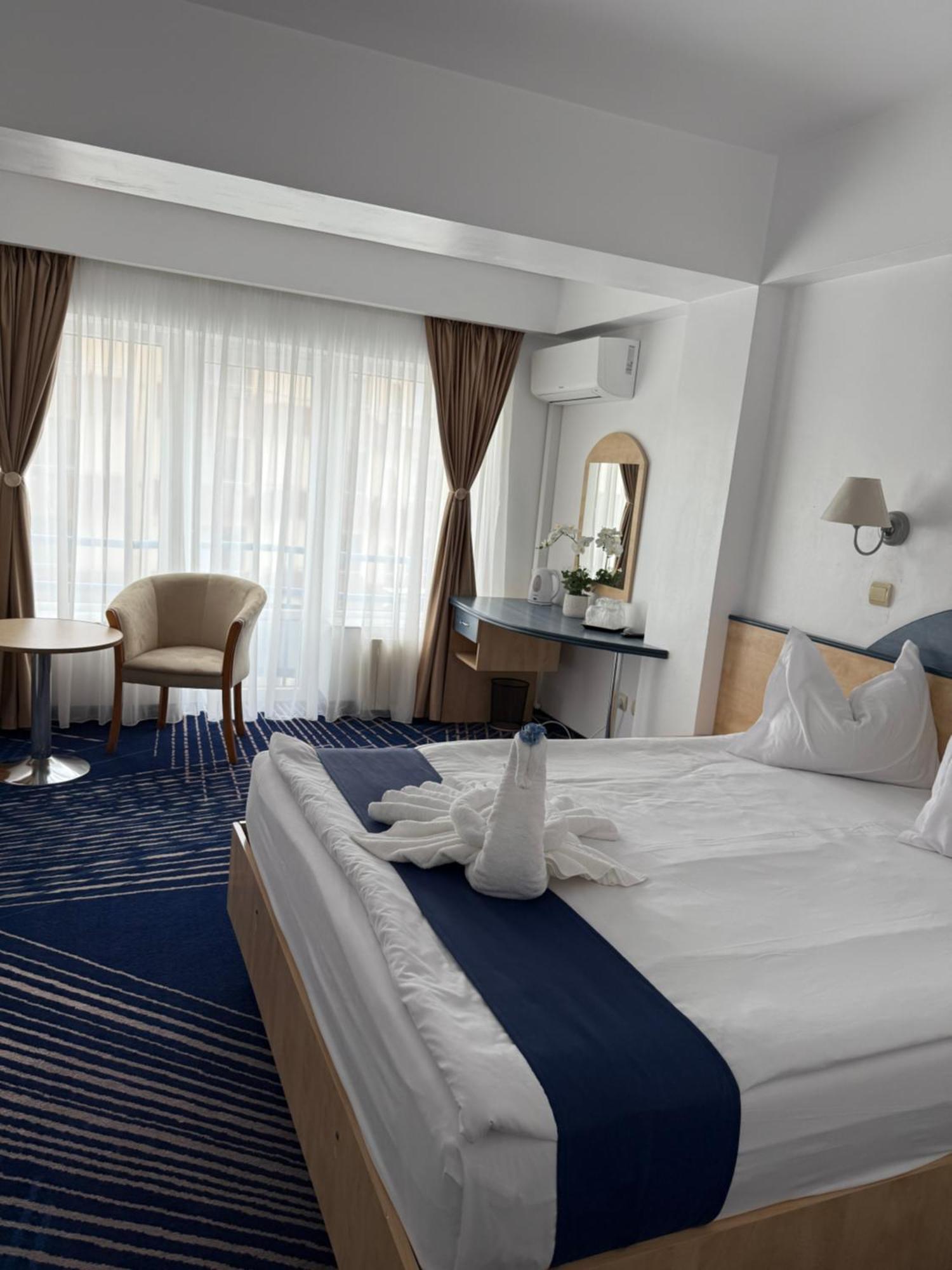 Briza Boutique Hotel Mamaia Exteriör bild
