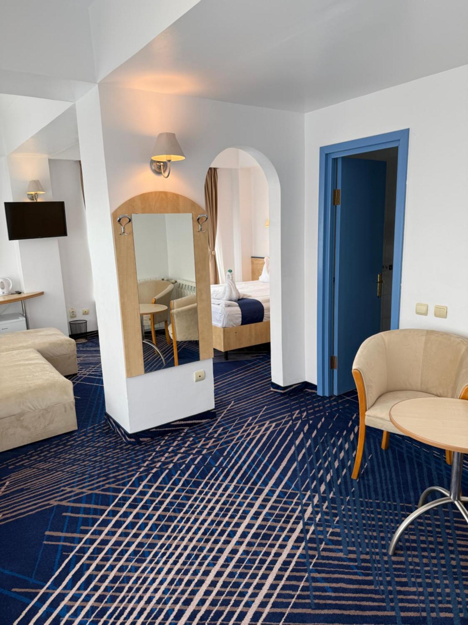 Briza Boutique Hotel Mamaia Exteriör bild